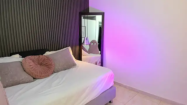 Axel brunette1 online show from 10/25/25, 11:49