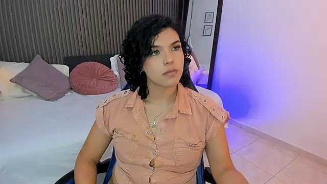 Snapshot of Axel_brunette1 chatting on 06/01/26, 02:56 Axel brunette1 online show from 06/01/26, 02:56