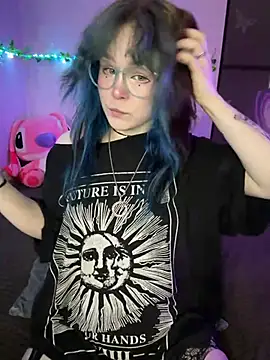 MaddisonHaas online show from 06/19/26, 04:02