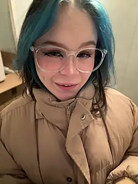 Snapshot of MaddisonHaas chatting on 02/17/25, 12:22 MaddisonHaas online show from 02/17/25, 12:22