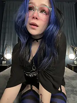 MaddisonHaas online show from 12/23/25, 07:40