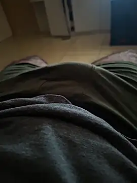 Snapshot of Kay_prime chatting on 10/16/25, 01:08 Kay prime online show from 10/16/25, 01:08