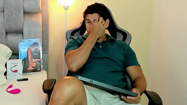 victor vixen online show from 04/17/26, 09:50