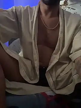 Snapshot of KySir1990 chatting on 02/02/26, 08:30 KySir1990 online show from 02/02/26, 08:30