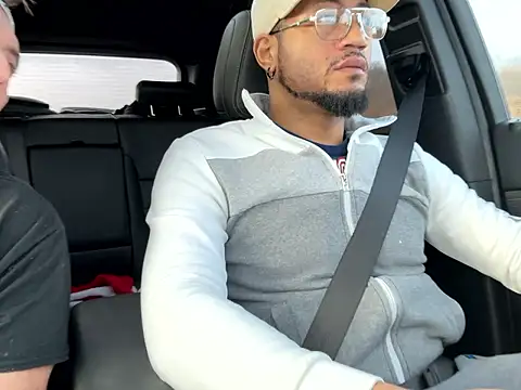 KySir1990 online show from 12/05/25, 02:04