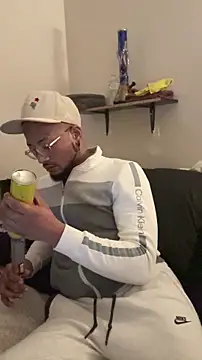 KySir1990 online show from 12/15/25, 04:40