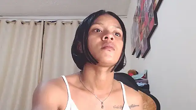 Snapshot of Samary_thomas chatting on 03/19/25, 12:26 Samary thomas online show from 03/19/25, 12:26