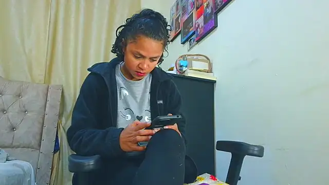 Samary thomas online show from 04/09/26, 03:30