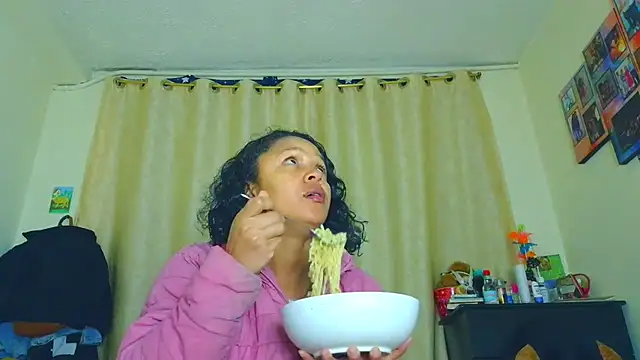 Samary thomas online show from 05/24/26, 12:21