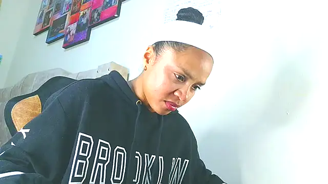 Samary thomas online show from 10/23/25, 01:04