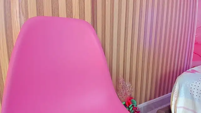 Taylor  cooper online show from 12/22/25, 06:41