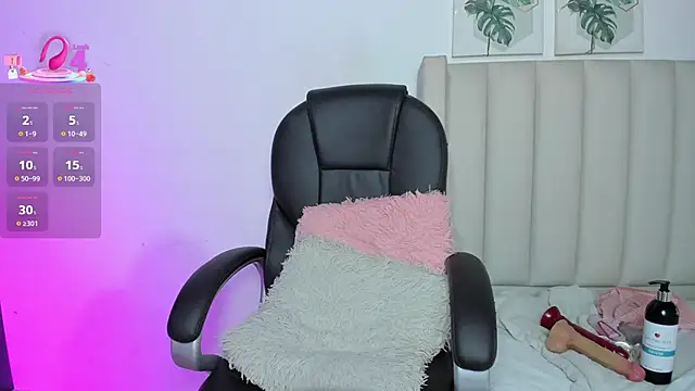 Snapshot of Marian_Boobs chatting on 01/18/26, 07:28 Marian Boobs online show from 01/18/26, 07:28