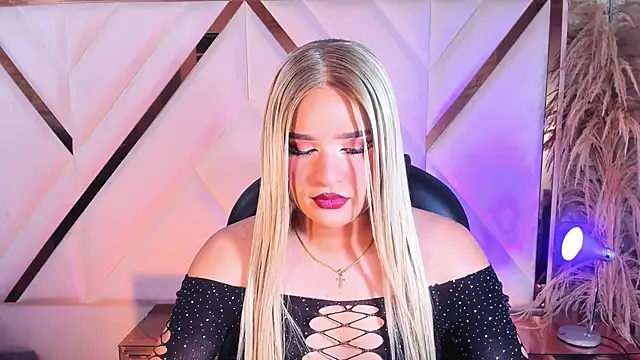 Elody Preysler69 online show from 12/02/25, 03:52