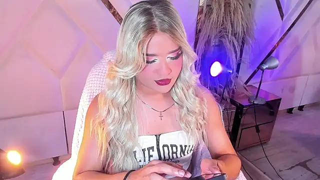 Elody Preysler69 online show from 12/05/25, 04:44