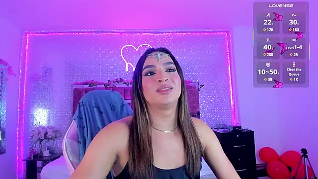 Snapshot of KylieVictoria chatting on 02/11/25, 04:44 KylieVictoria online show from 02/11/25, 04:44