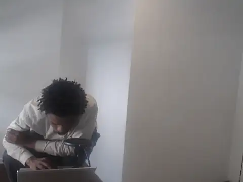 Snapshot of Mastertopdome chatting on 10/21/25, 04:50 Mastertopdome online show from 10/21/25, 04:50