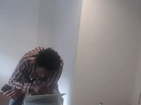 Snapshot of Mastertopdome chatting on 10/10/25, 12:17 Mastertopdome online show from 10/10/25, 12:17