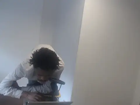 Snapshot of Mastertopdome chatting on 09/30/25, 12:44 Mastertopdome online show from 09/30/25, 12:44