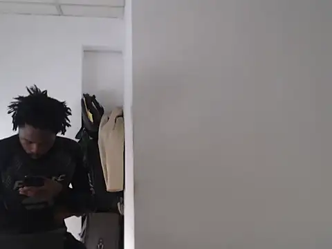 Snapshot of Mastertopdome chatting on 02/14/26, 02:17 Mastertopdome online show from 02/14/26, 02:17