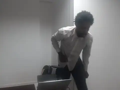 Snapshot of Mastertopdome chatting on 09/15/25, 01:50 Mastertopdome online show from 09/15/25, 01:50