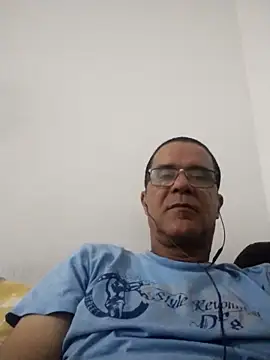 Snapshot of barboza991 chatting on 11/23/25, 12:53 barboza991 online show from 11/23/25, 12:53