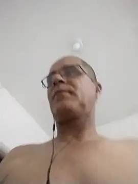 Snapshot of barboza991 chatting on 10/07/25, 12:11 barboza991 online show from 10/07/25, 12:11