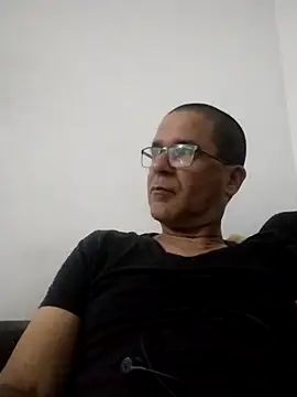 Snapshot of barboza991 chatting on 11/08/25, 01:53 barboza991 online show from 11/08/25, 01:53