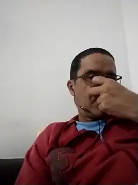 Snapshot of barboza991 chatting on 11/26/25, 01:49 barboza991 online show from 11/26/25, 01:49