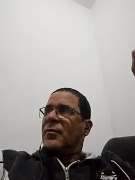 Snapshot of barboza991 chatting on 09/26/25, 12:06 barboza991 online show from 09/26/25, 12:06