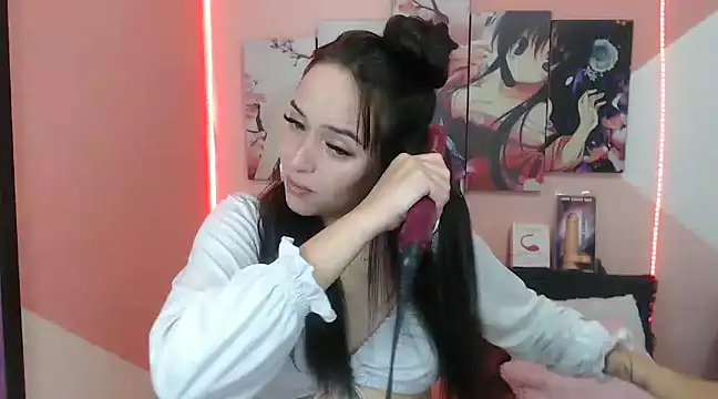 anyela bubble19  online show from 01/19/25, 11:32