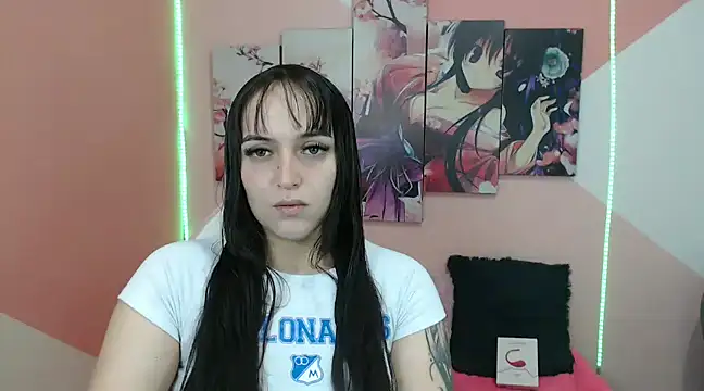 anyela bubble19  online show from 01/18/25, 10:17