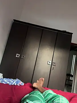 Dreamistofly online show from 04/07/26, 01:07