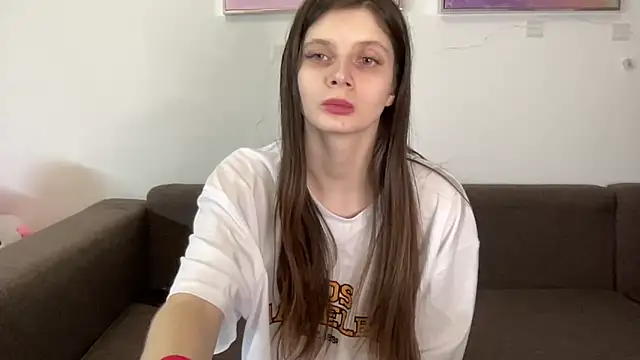 Snapshot of Effi_18 chatting on 02/07/25, 05:29 Effi 18 online show from 02/07/25, 05:29