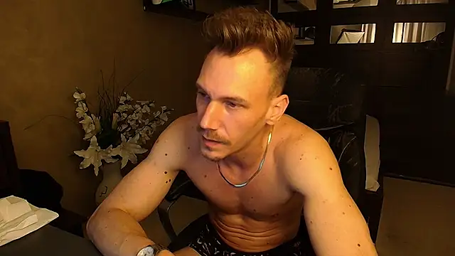 Snapshot of MateoBenjaminX chatting on 03/19/25, 09:37 MateoBenjaminX online show from 03/19/25, 09:37