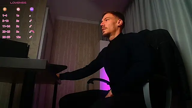 Snapshot of MateoBenjaminX chatting on 12/14/25, 05:57 MateoBenjaminX online show from 12/14/25, 05:57