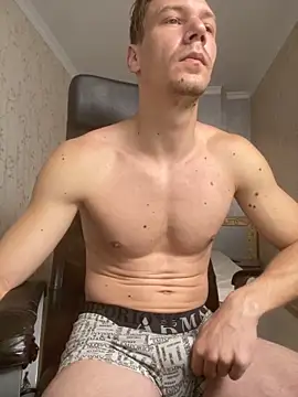 Snapshot of MateoBenjaminX chatting on 11/06/25, 06:39 MateoBenjaminX online show from 11/06/25, 06:39