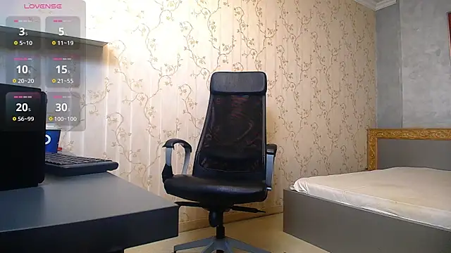 Snapshot of MateoBenjaminX chatting on 11/24/25, 06:13 MateoBenjaminX online show from 11/24/25, 06:13