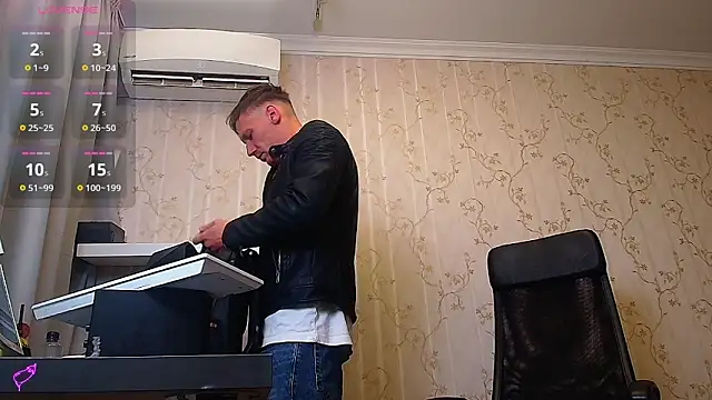 Snapshot of MateoBenjaminX chatting on 09/18/25, 05:21 MateoBenjaminX online show from 09/18/25, 05:21