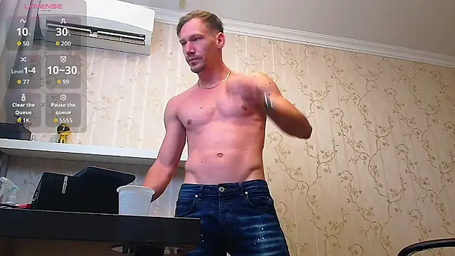 Snapshot of MateoBenjaminX chatting on 10/20/25, 05:09 MateoBenjaminX online show from 10/20/25, 05:09