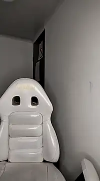 Snapshot of Ambar_Taylorr chatting on 12/04/24, 11:02 Ambar Taylorr online show from 12/04/24, 11:02