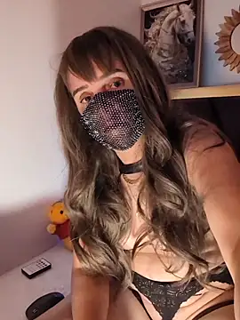 Lina lolo online show from 11/17/25, 08:02