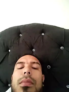 Snapshot of xxierra chatting on 02/03/25, 11:31 xxierra online show from 02/03/25, 11:31