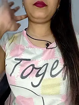 Snapshot of Shanaya_Hotty chatting on 09/26/25, 10:55 Shanaya Hotty online show from 09/26/25, 10:55