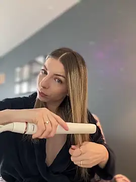 Mia Ethan online show from 04/04/26, 05:36