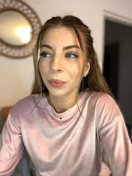 Mia Ethan online show from 11/07/25, 10:42