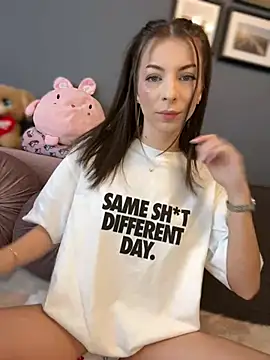 Mia Ethan online show from 02/27/25, 08:56