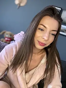 Mia Ethan online show from 02/23/25, 12:05