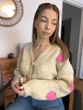 Mia Ethan online show from 10/02/25, 07:23