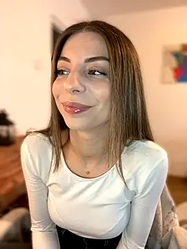 Mia Ethan online show from 11/17/25, 10:08