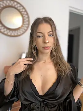 Mia Ethan online show from 09/21/25, 09:14